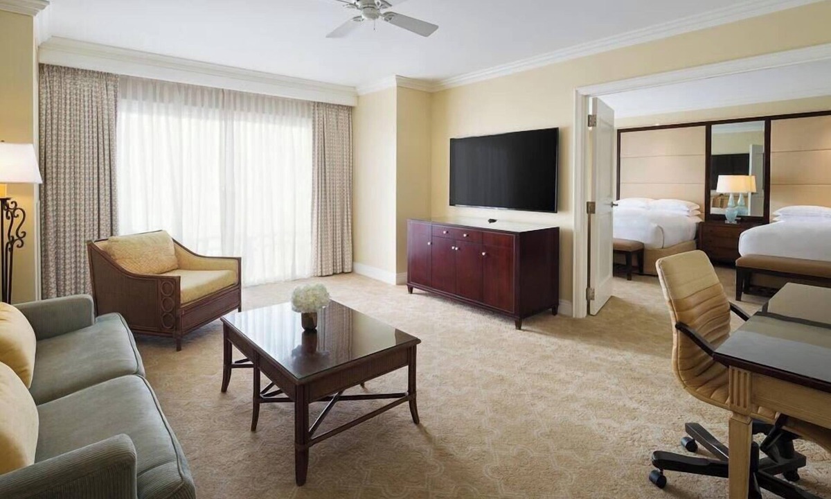 Florida Central Atlantic Coast Hotel | 2 Connecting Suites at a 5⭐️ Hotel