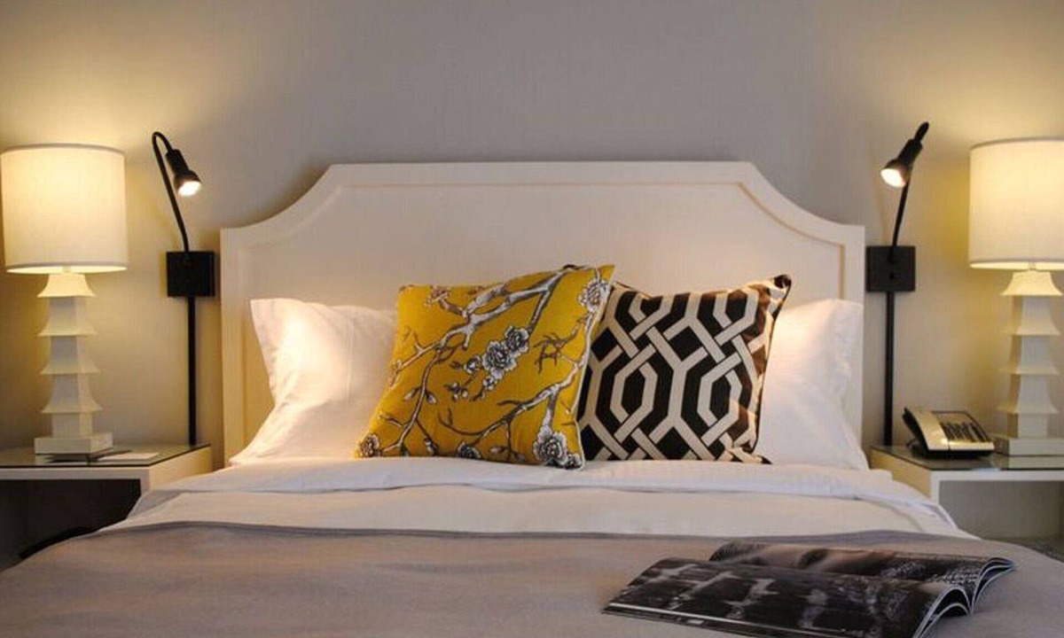 East Hollywood Hotel | 2 Connecting Suites at a Hotel