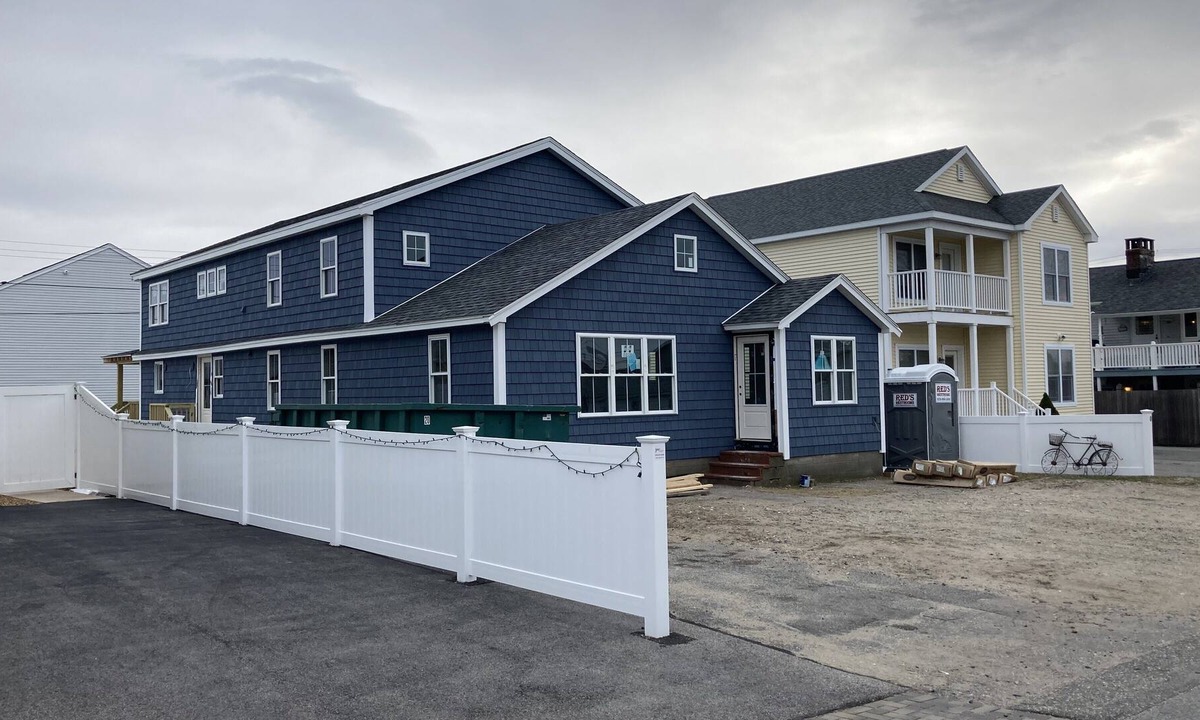 Seabrook Cottage | 2 Cottages sleeps 16 (7+BR/ 4 Full BTHs) - 3BR/2BTH & 4+BR/2BTH - Full AC