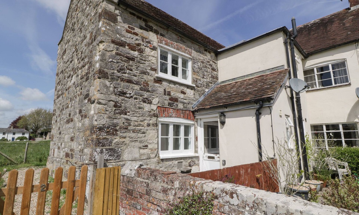 Bere Regis Cottage | 2 Court Farm