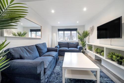 Fleet Apartment | 2 Double Bedrooms