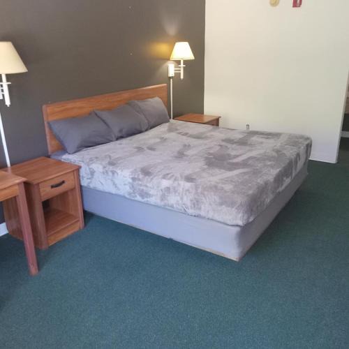 Livingston Apartment | 2 Double Beds Hotel Studio 124