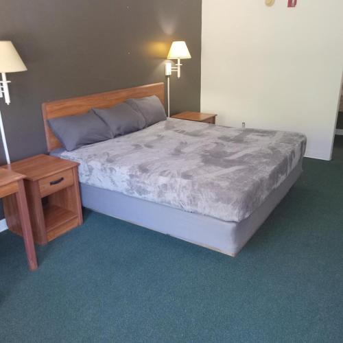 Livingston Apartment | 2 Double Beds Hotel Studio 227