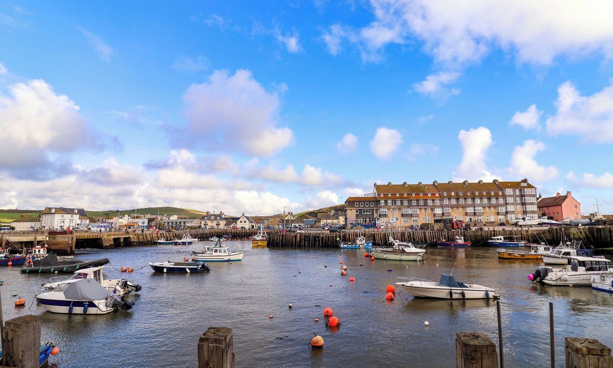 West Bay Cottage | 2 Driftwood