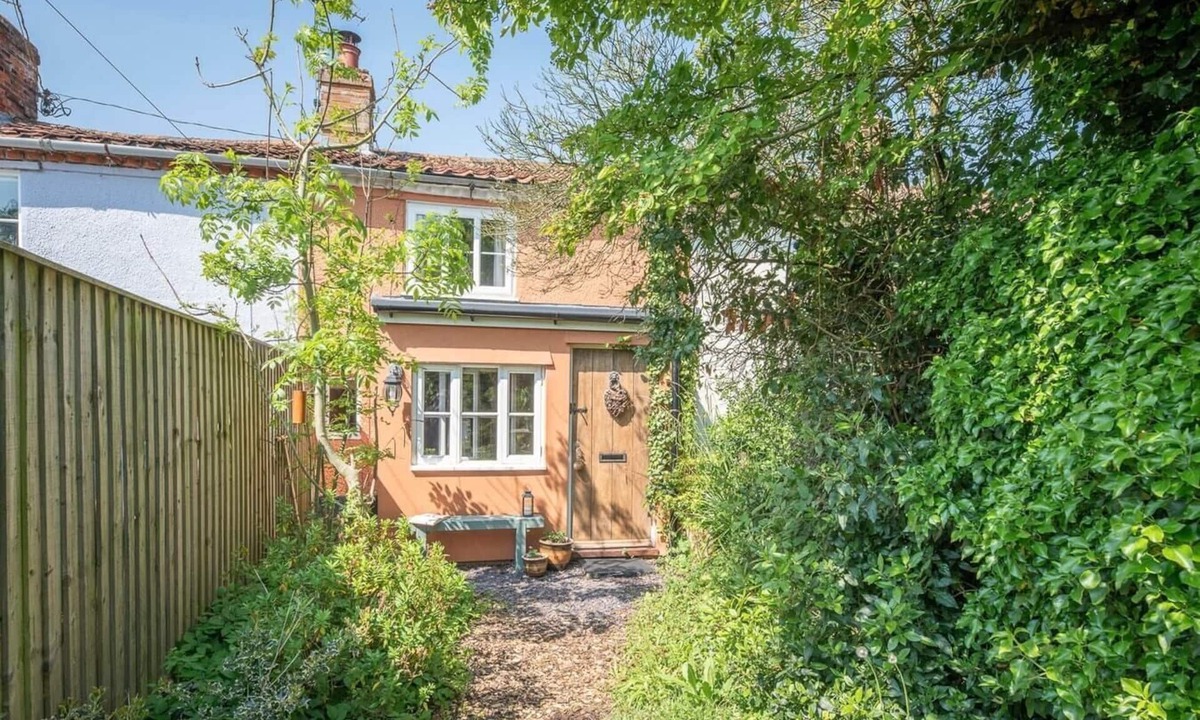 Darsham Apartment | 2 Fox Cottage, Darsham