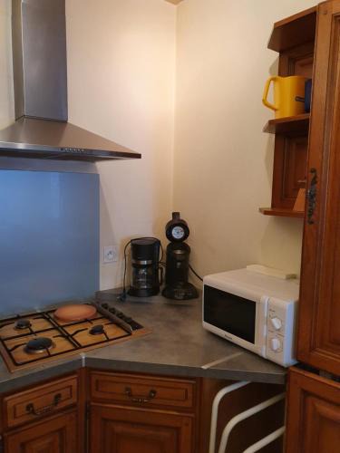 Pontgibaud Apartment | 2 Frère Genestier