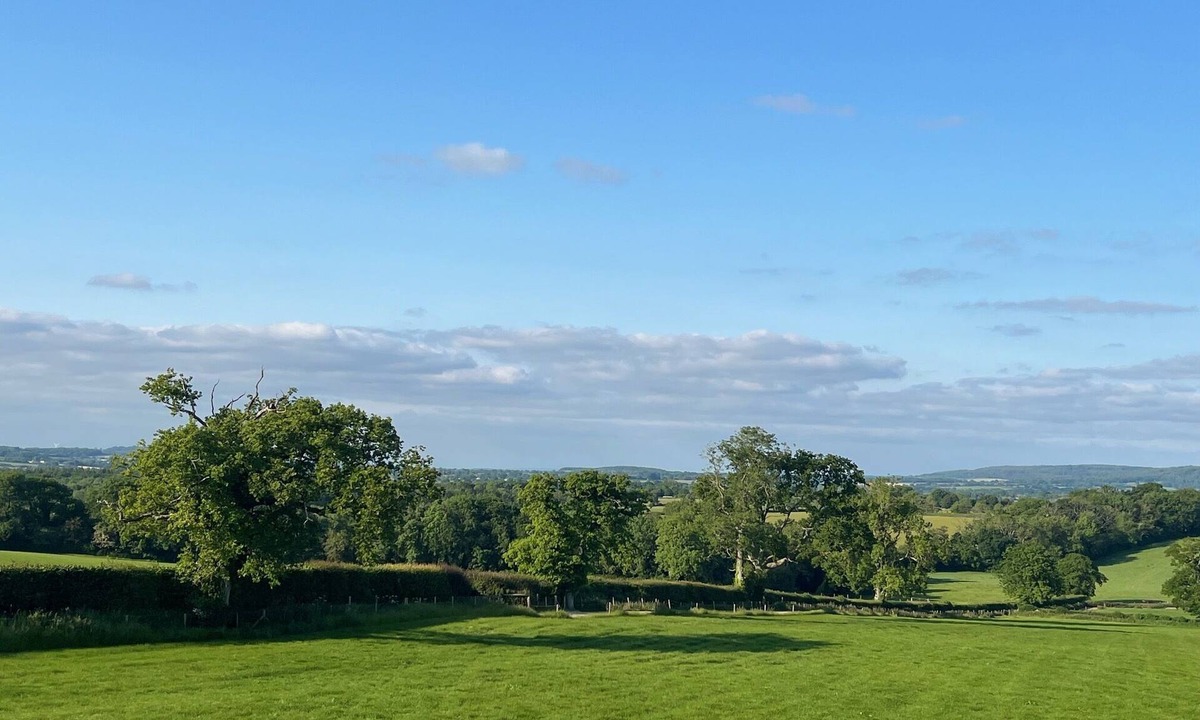 Redlynch Apartment | 2 Guests Studio - Free Parking - Stunning Views