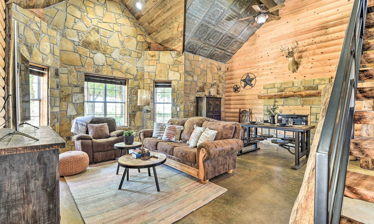 Sunset Cottage | 2 Home Retreat on 29 Acres: Sunset Ranch