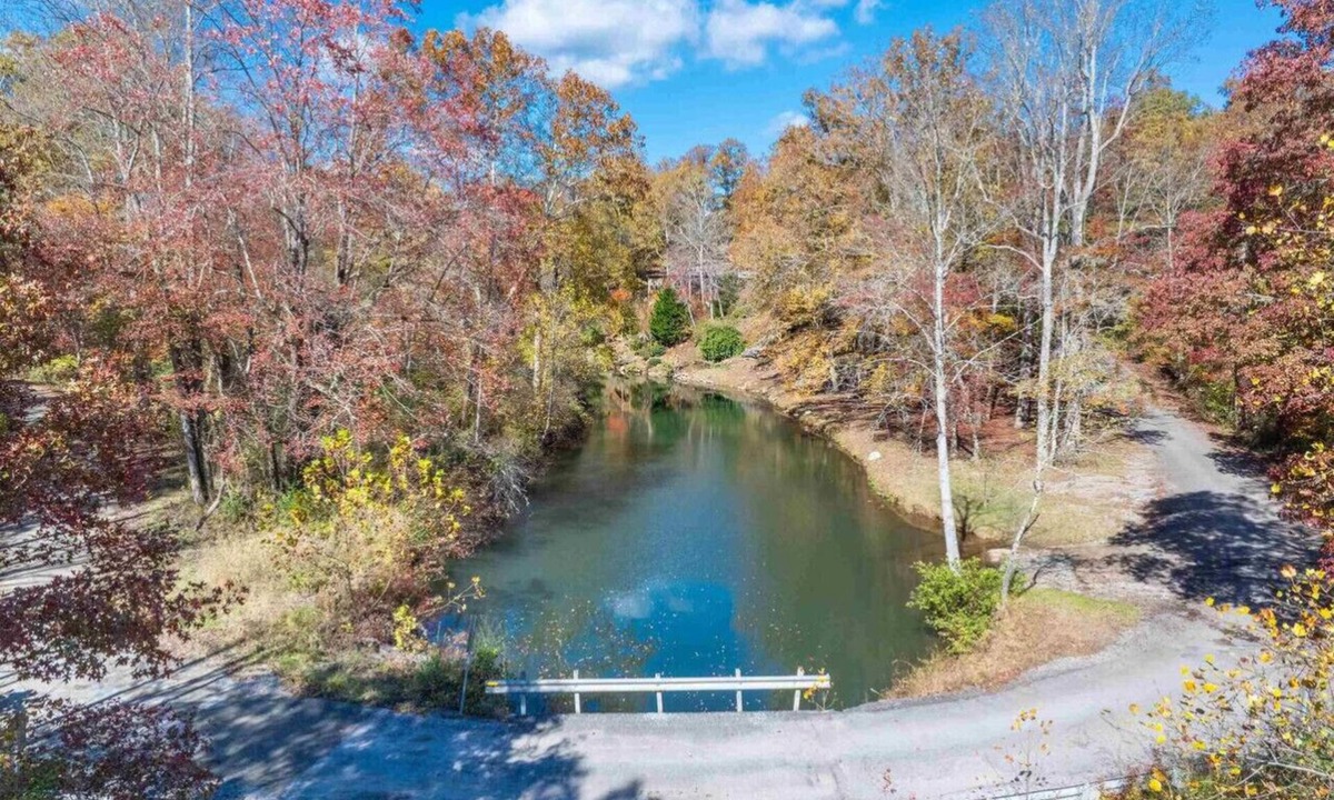 Mentone Cabin | 2 Homes Mentone Getaway | Riverfront & Near Parks