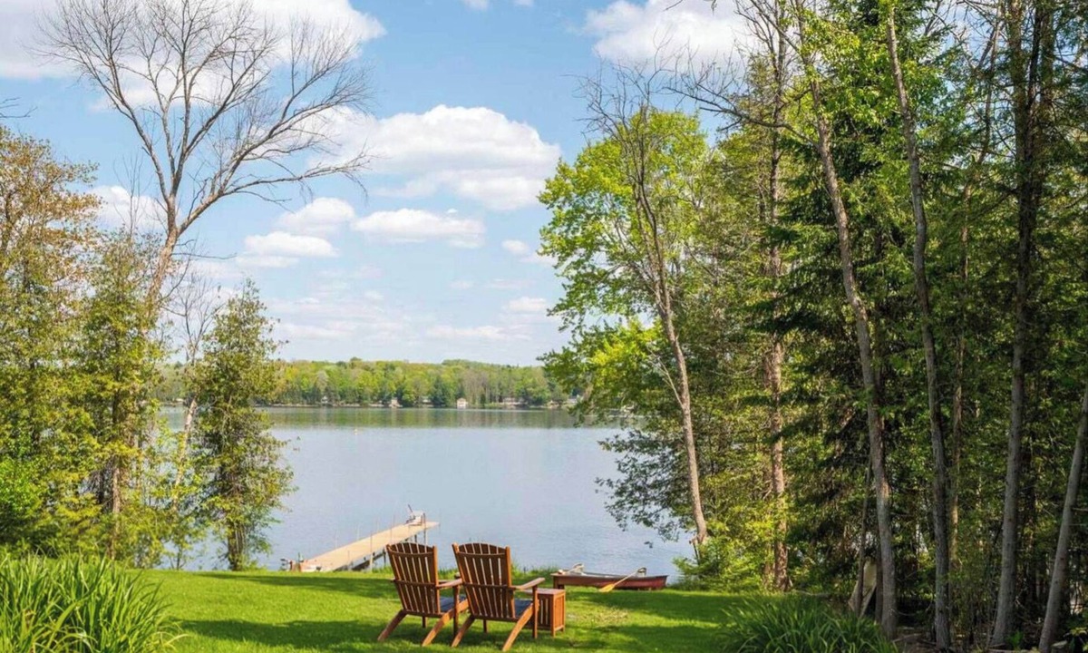 Norland Cottage | 2 lakefront cottages on Shadow Lake with dock and water toys