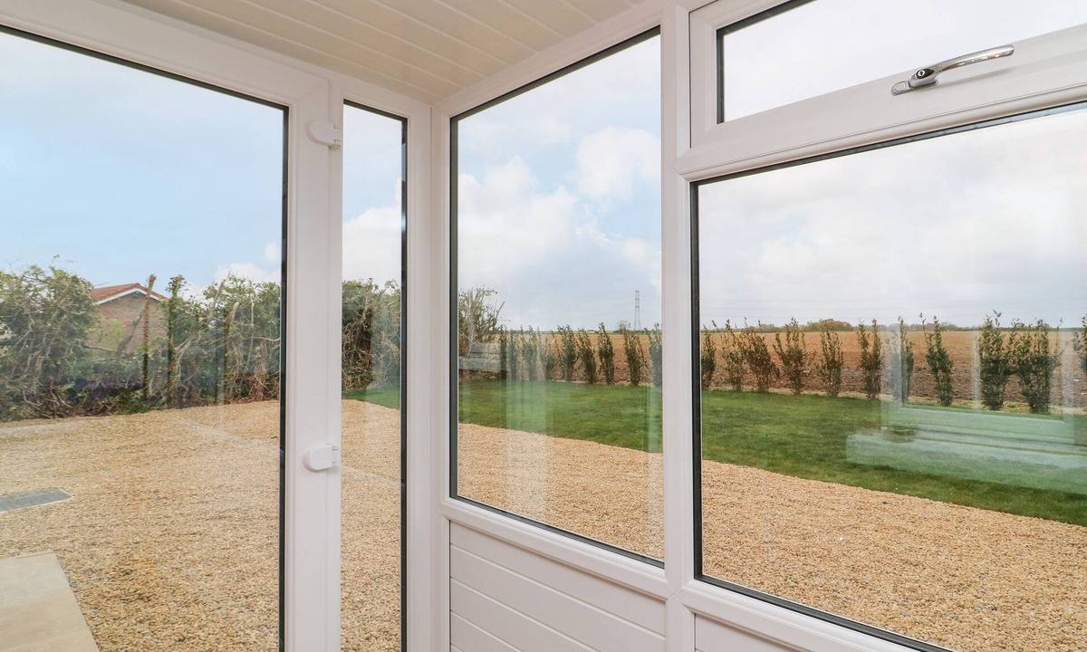 Arnold Cottage | 2 Lane End Cottages