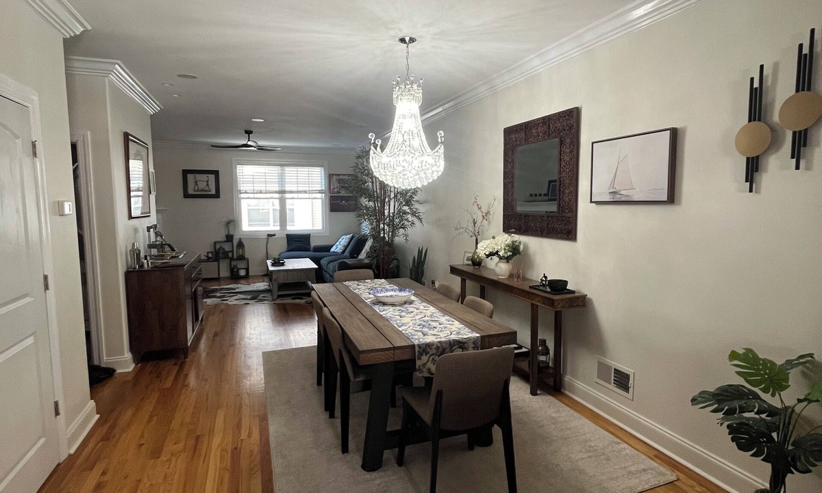 Wallington Condo | 2-Level 2 bedroom, 2 1/2 bath condo near MetLife. Easy rideshare access