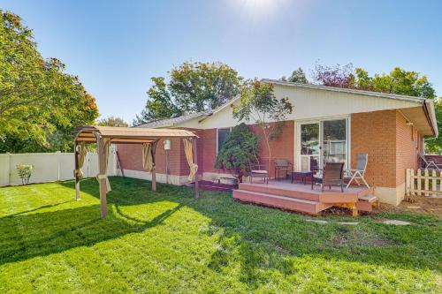 West Jordan House | 2 Mi to Gardner Village: Family Gem w/Fenced Yard
