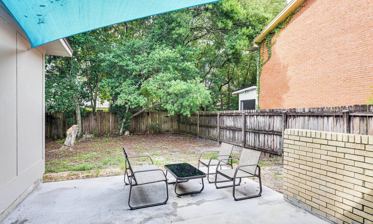 Wright House | 2 Mi to Garniers Beach Park: Pet-Friendly FWB Home