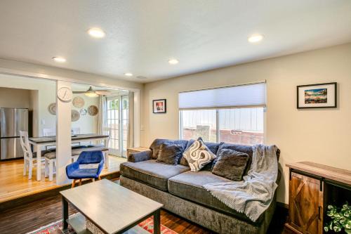 Belmont Heights House | 2 Mi to Ocean Long Beach Home with Gas Grill!