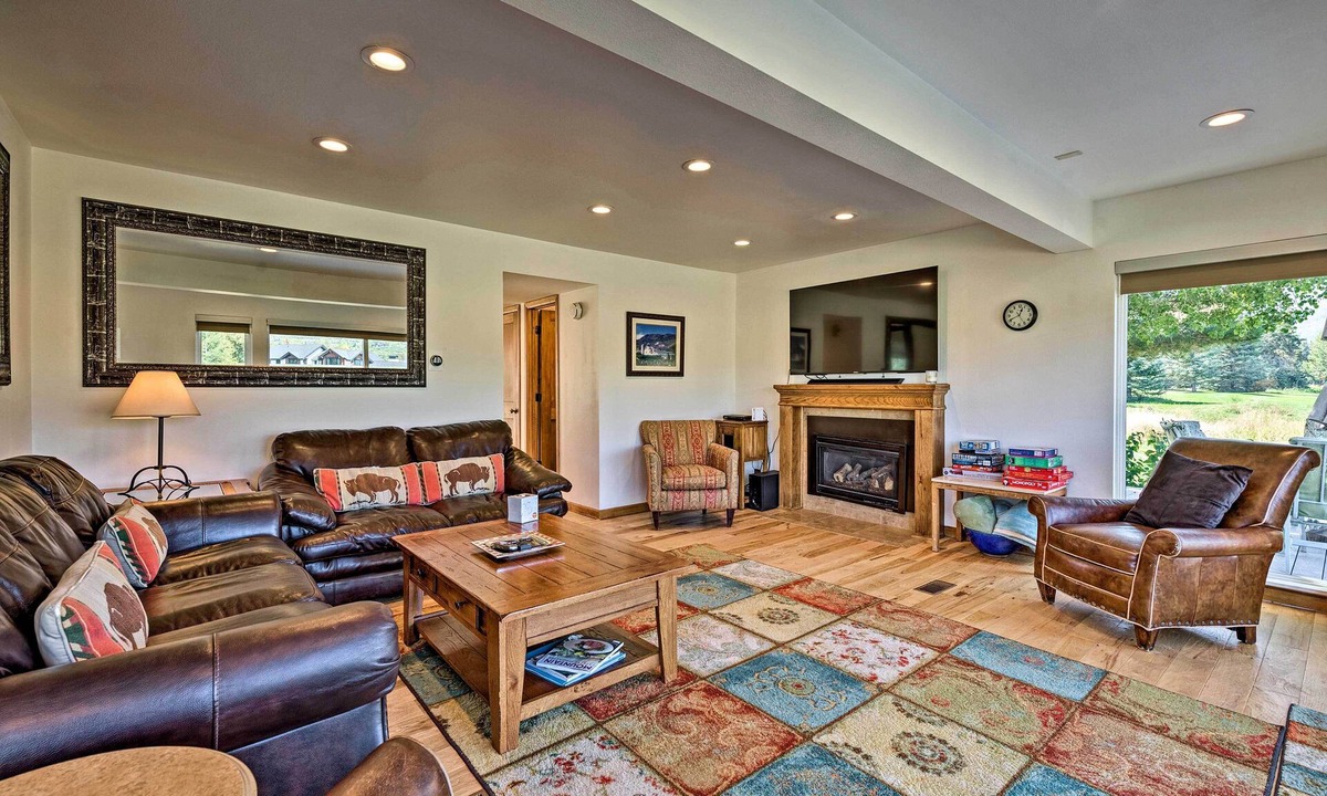 Park Meadows House | 2 Mi to Slopes: Park City Ski Getaway w/Hot Tub!