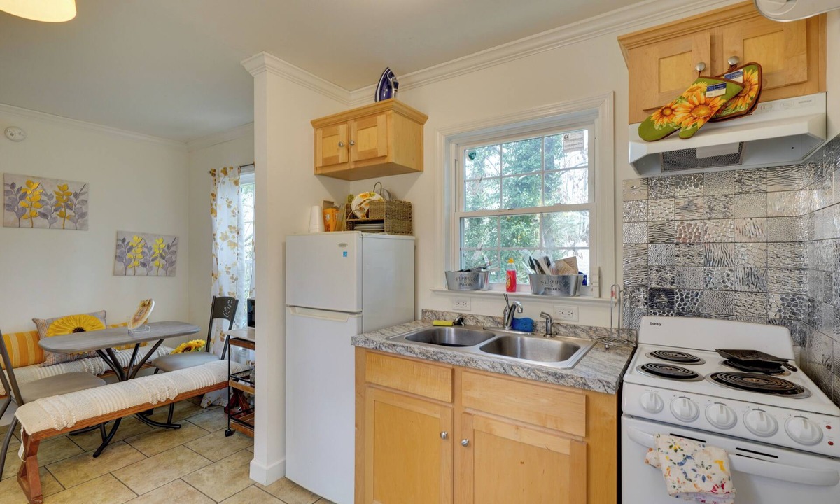 South Boston House | 2 Mi to South Boston Speedway: Cozy Tiny Home!