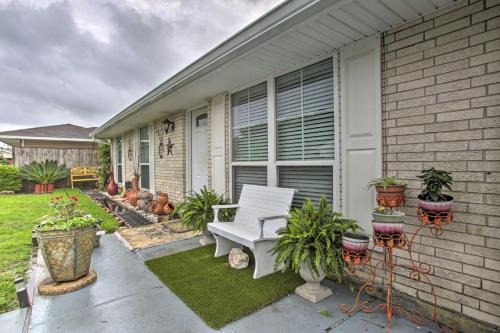 Westwego Apartment | 2 Mi to TPC Louisiana: Avondale Apt w/Patio