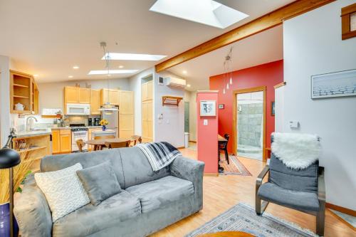 Southeast Eugene Apartment | 2 Mi to UO Cozy Retreat in Eugene!