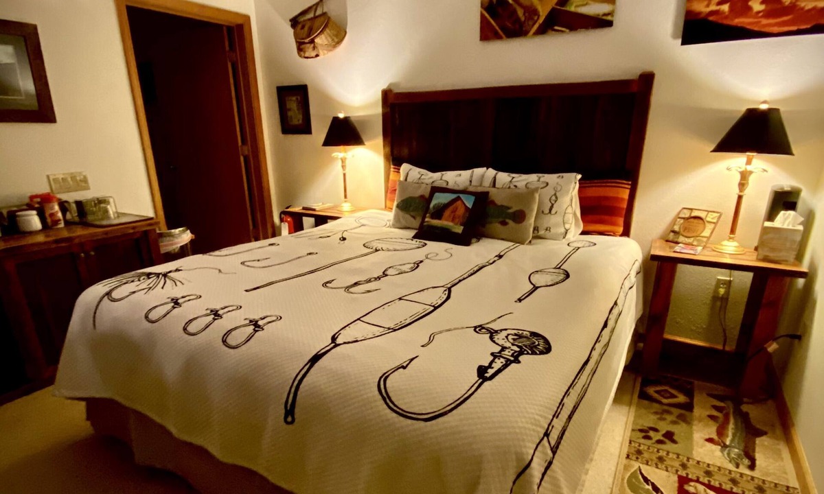 Darby House | 2 Miles from Yellowstone's Dutton Ranch!