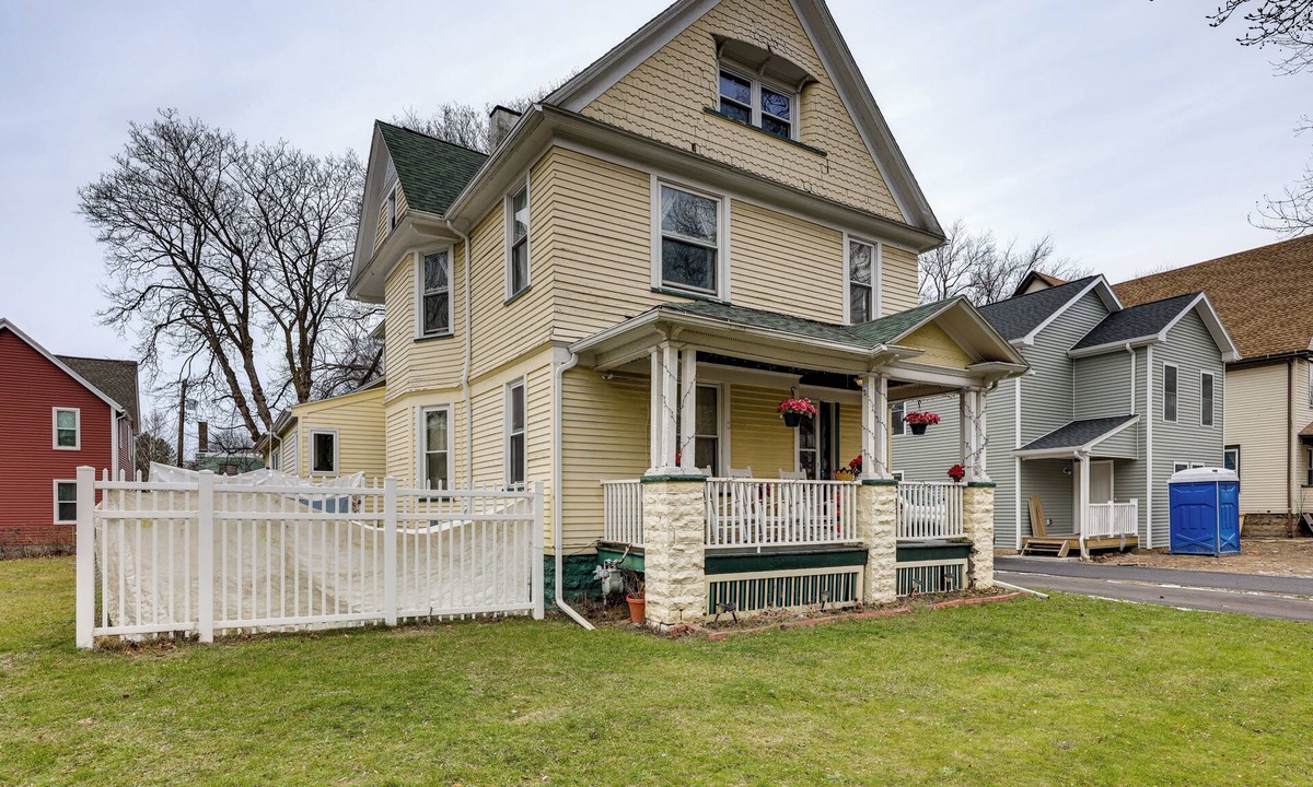 Rochester Apartment | 2 Miles to Dtwn! Idyllic Rochester Apt w/Hot Tub