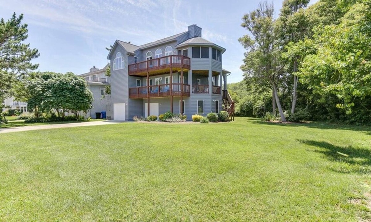 Croatan Beach House | 2 Min Walk to Beach - Quiet, Semi-Private Beach Located in Croatan Beach