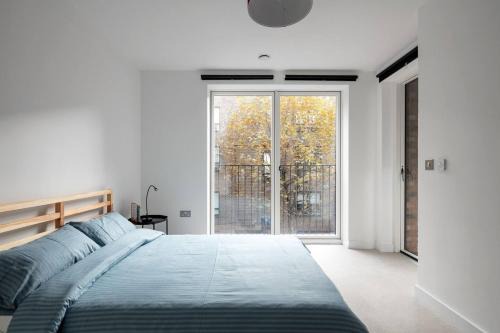 Stratford Apartment | 2 mins walk from UCL campus and London Stadium