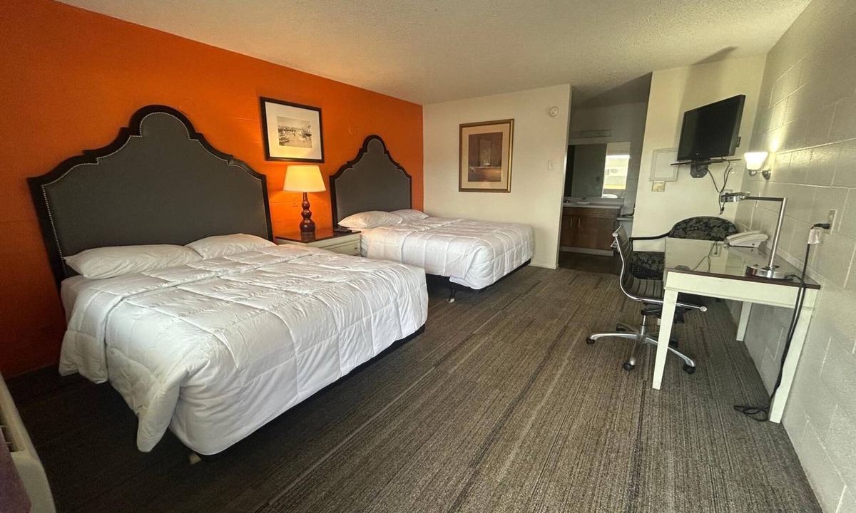 Walla Walla Hotel | 2 Pet-Friendly Accommodations in Walla Walla | Free Parking, Pets Allowed
