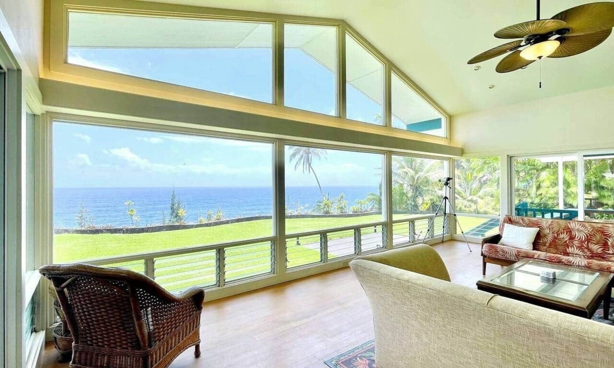 Hakalau House | 2 Private Oceanfront Homes on Tropical 2 Acres!