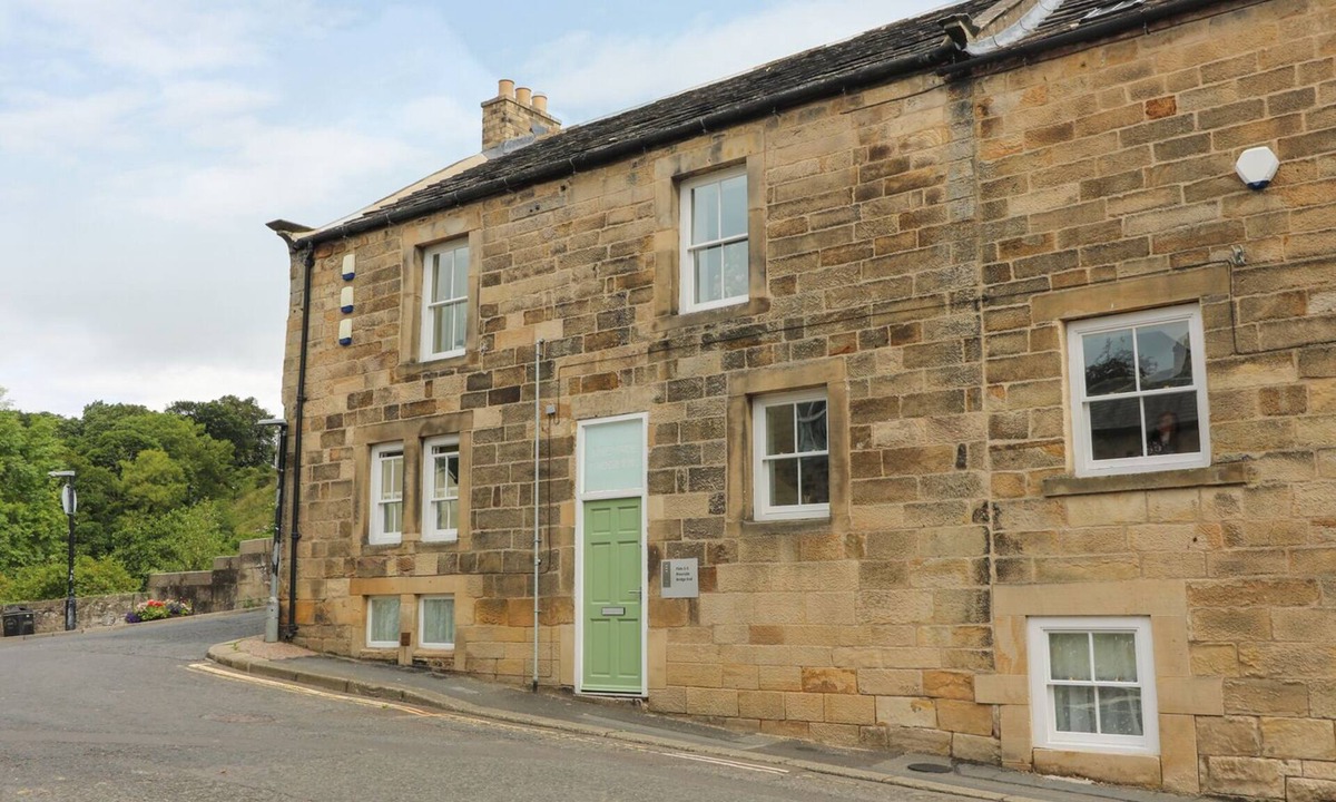 Barnard Castle Apartment | 2 RIVERSIDE, pet friendly in Barnard Castle