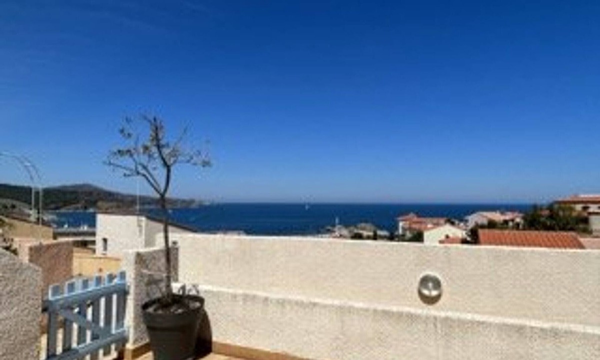 Banyuls-sur-Mer Apartment | 2-room apartment with terrace and parking in Banyuls-sur-Mer