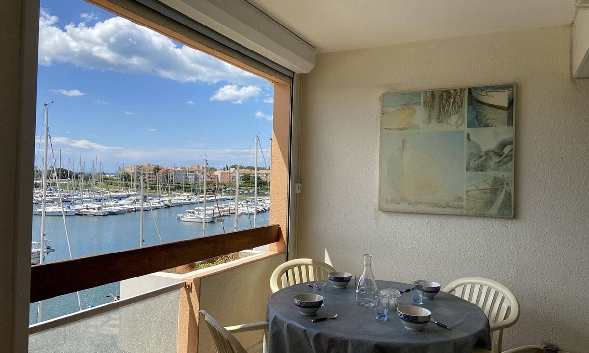 Cap d'Agde Apartment | 2-room apt, sleeps 6, terrace, parking, near beach - Cap d'Agde