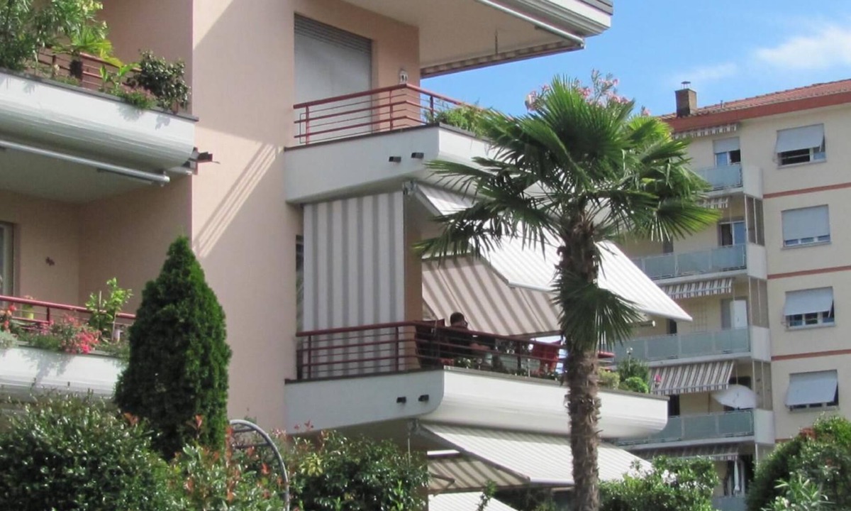 Caslano Apartment | 2 room garden apartment with pool