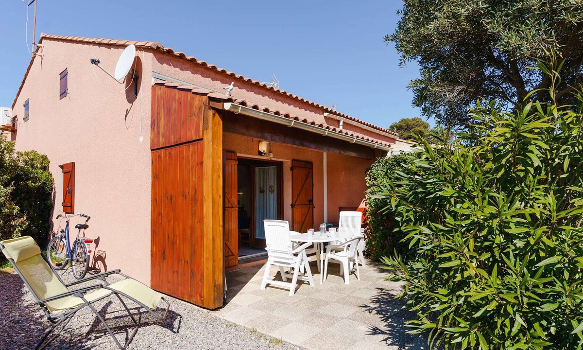 Les Ayguades Villa | 2-Room Pavilion + Mezzanine for 5, Terrace