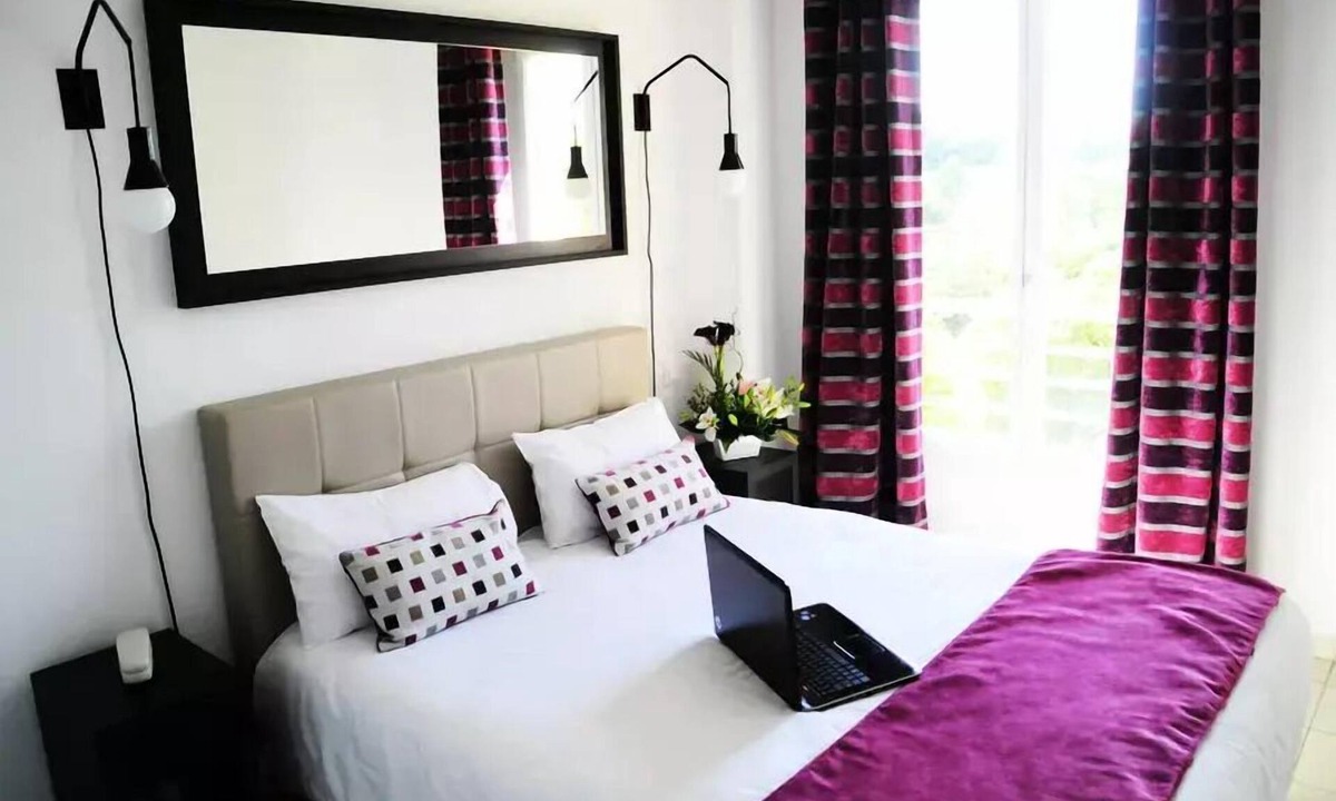 Biot Apartment | 2 Rooms 4 People