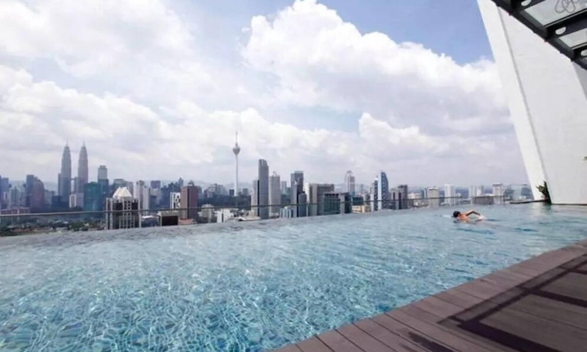 Chow Kit Apartment | 2 Rooms Best Sky Pool KL@KLCC 4