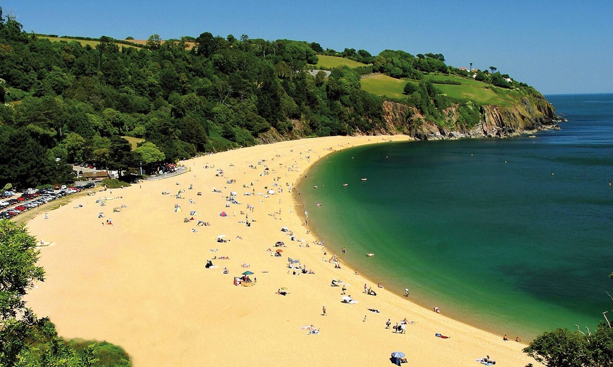 Dartmouth Cottage | 2 Sails