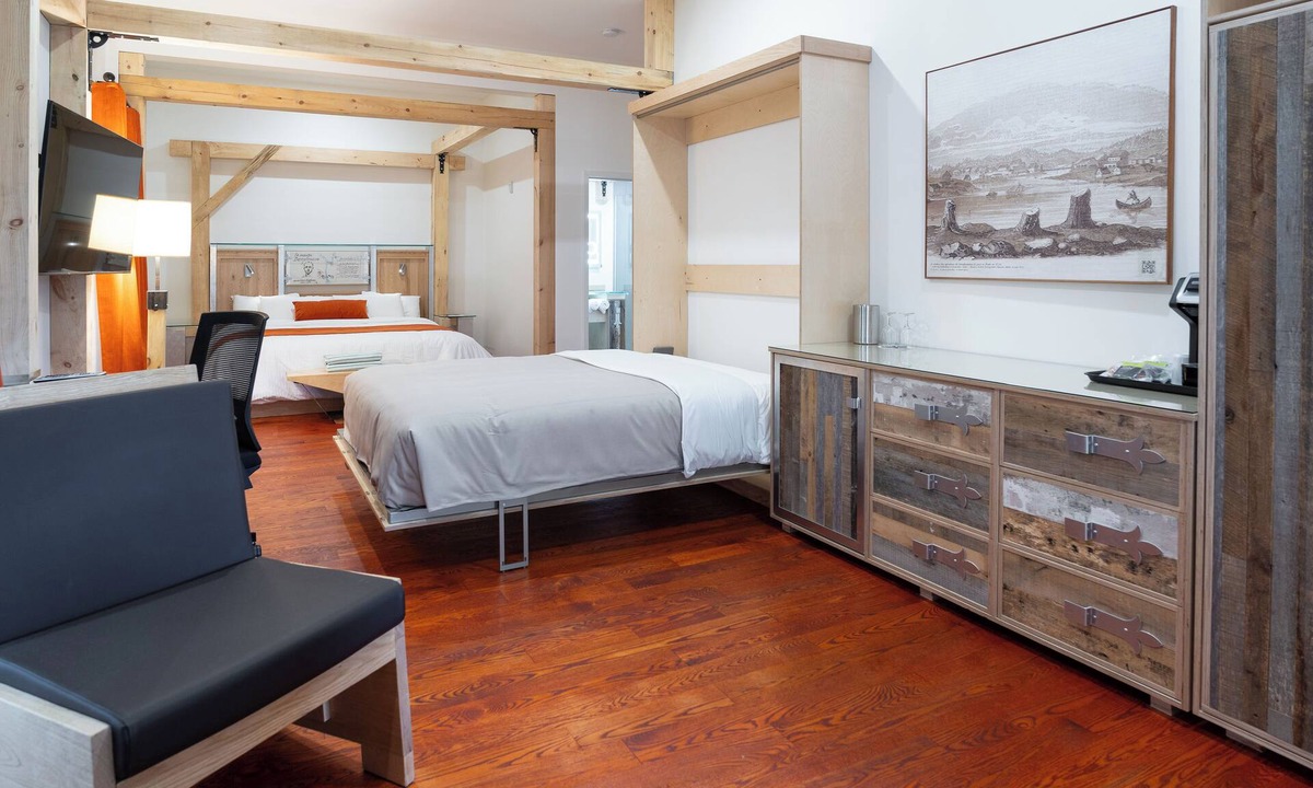 Mauricie House | 2 Spacious Units w/Fireplace & Wellness | Near Trails & National Park