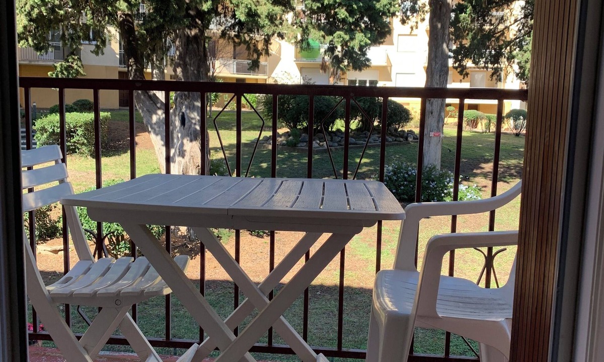 Amelie-les-Bains-Palalda Apartment | 2-star studio, 5 minutes' walk from the town center and thermal baths