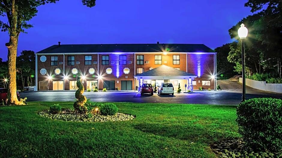 Hyannis Hotel | 2-Star Hotel ∙ Best Western Cape Cod Hotel