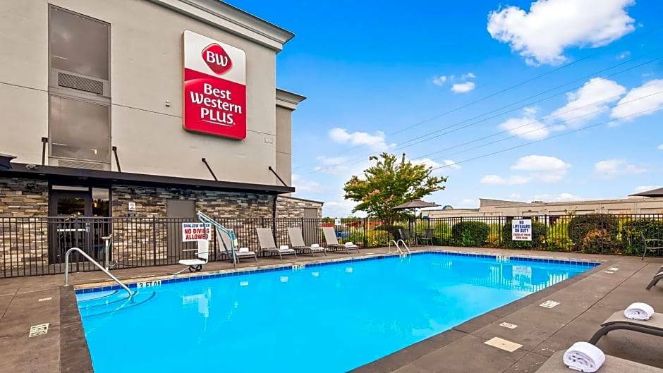 Greenville - Spartanburg Hotel | 2-Star Hotel ∙ Best Western Plus Greenville I-385 Inn & Suites