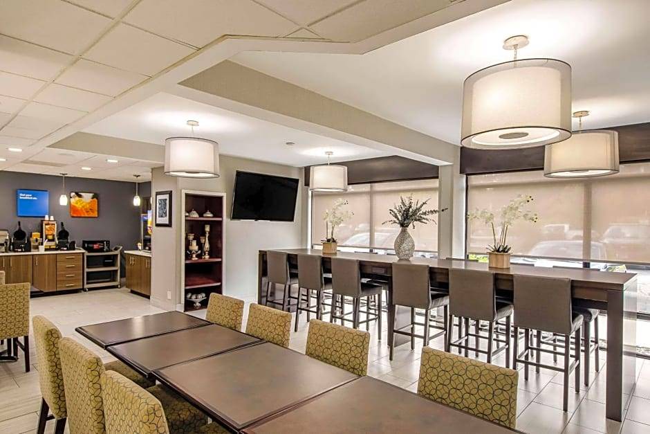 Greenville - Spartanburg Hotel | 2-Star Hotel ∙ Comfort Inn Greenville - Haywood Mall