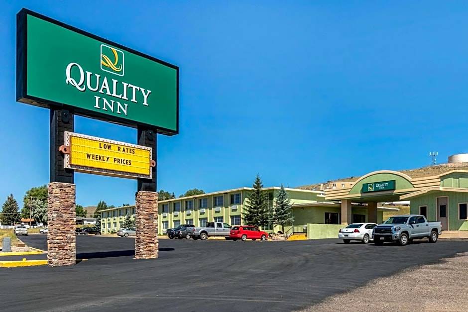 Rawlins Hotel | 2-Star Hotel ∙ Quality Inn Rawlins I-80