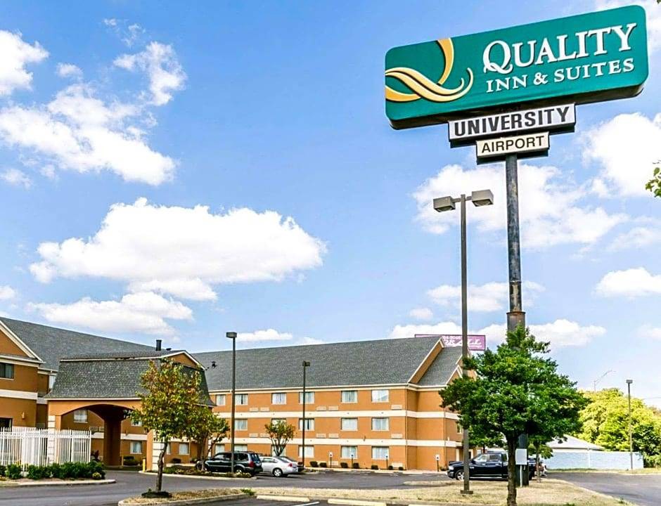 Old Louisville Hotel | 2-Star Hotel ∙ Quality Inn & Suites University/Airport