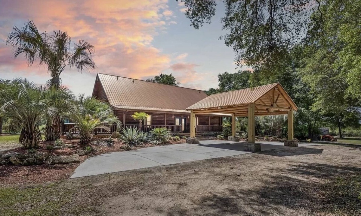 Mcalpin Cabin | 2 story Florida Cypress Cabin