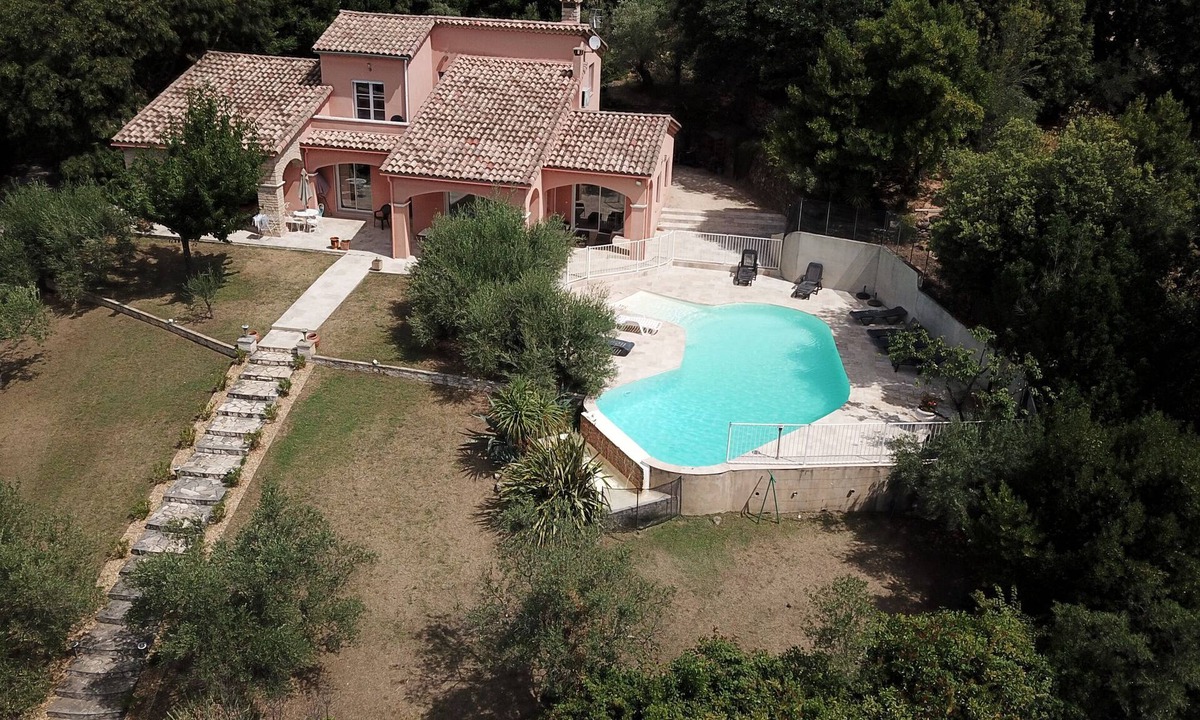 Saint-Ambroix House | 2 VILLAS WITH PANORAMIC VIEWS, HEATED INFINITY POOL, JACCUZI