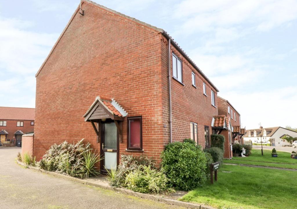 Sea Palling House | 2 Waxham Court