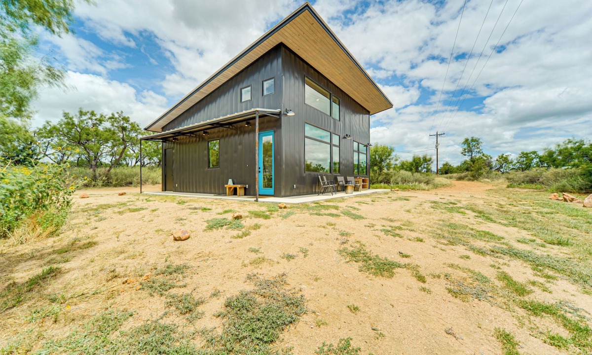 Llano House | 20-Acre Property w/Trail: Hill Country Hideaway!