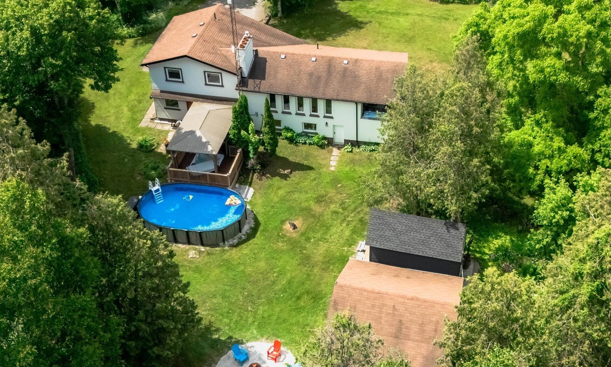 Cookstown Ski Chalet | 20-Acre Resort-Hot Tub, Sauna, Pool, Firepit