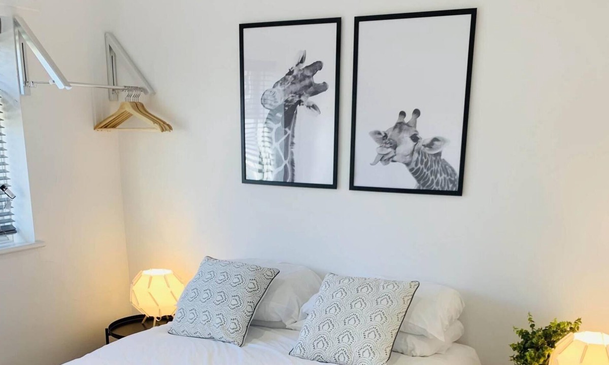 Farnham Other | 20 Buttermere Close, Farnham